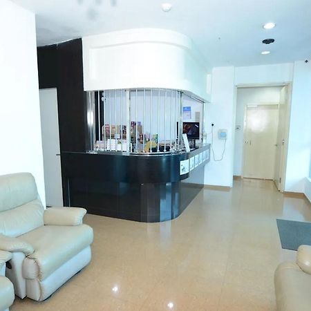 Hotel Alam Indi Johor Bahru Zewnętrze zdjęcie
